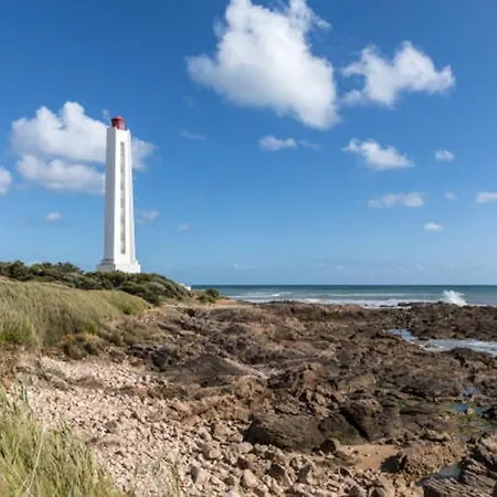 Apartment Face A L'ocean, Terrasse, Garage, 2 - Thalasso A Proximite - Fr-1-325-10